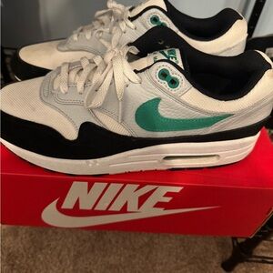 Nike Air Max Sneakers Men’s